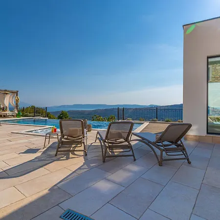 Vinodol Hilltop 72 Bribir