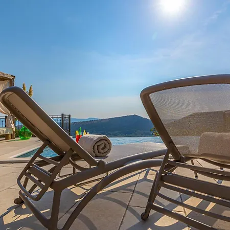Villa Vinodol Hilltop 72