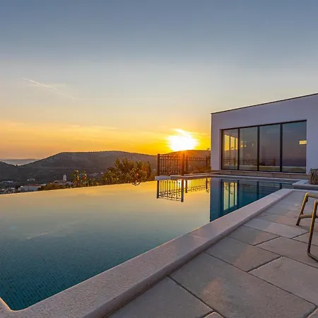Vinodol Hilltop 72 Bribir