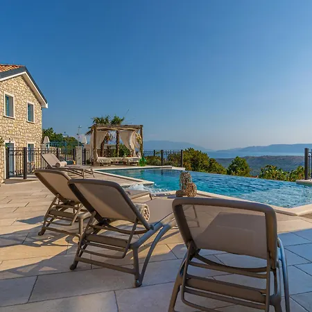 Vinodol Hilltop 72 * Bribir