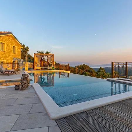Vinodol Hilltop 72 Villa