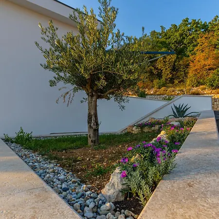 Villa Vinodol Hilltop 72 *